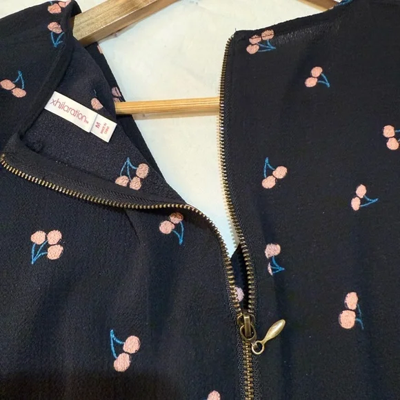 Xhilaration Black and Pink Faux Wrap Ruffled Dress Size Medium - Picture 6 of 8